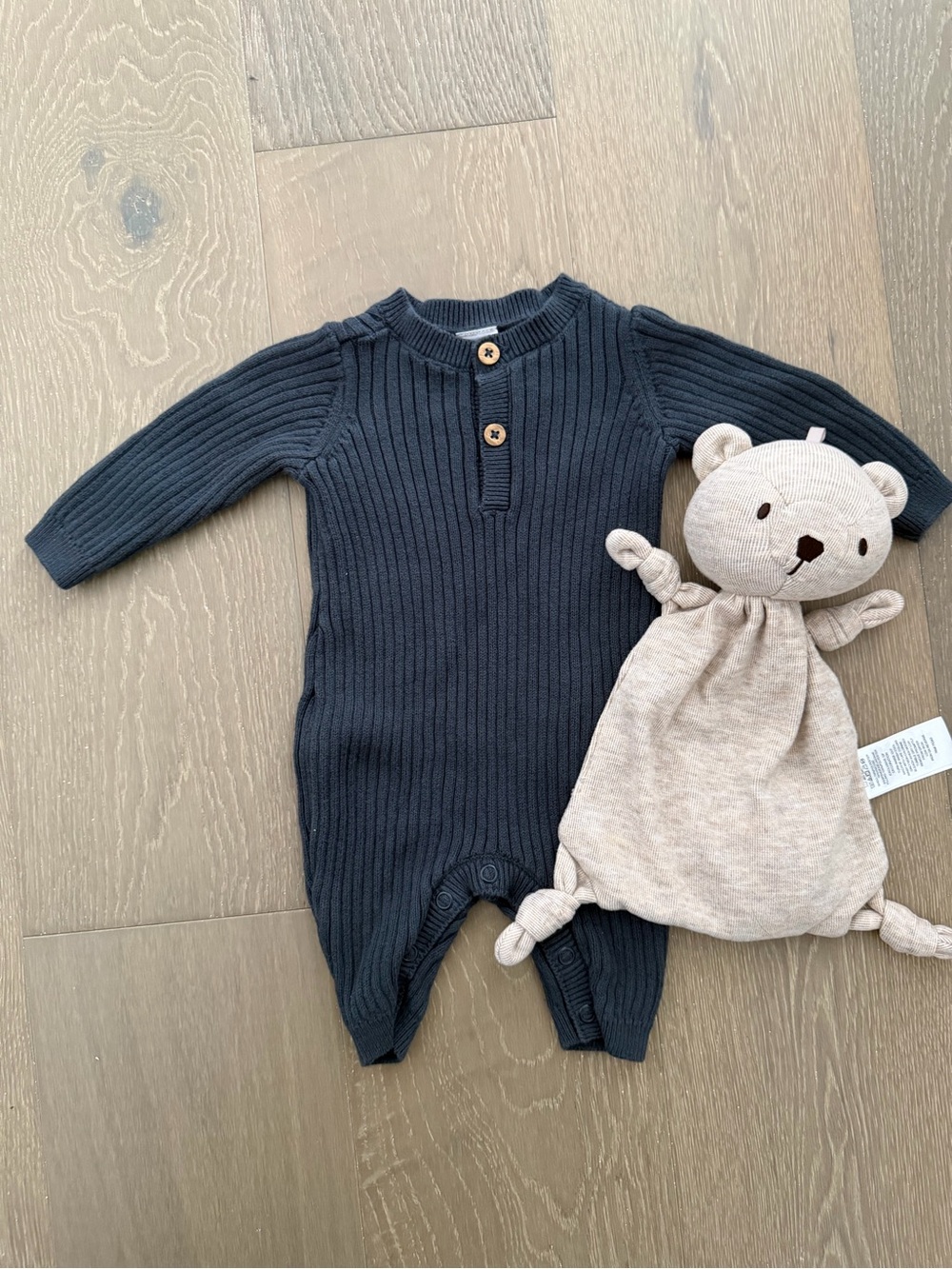 Kids Ribbed Long-Sleeve One-Piece Romper in Black